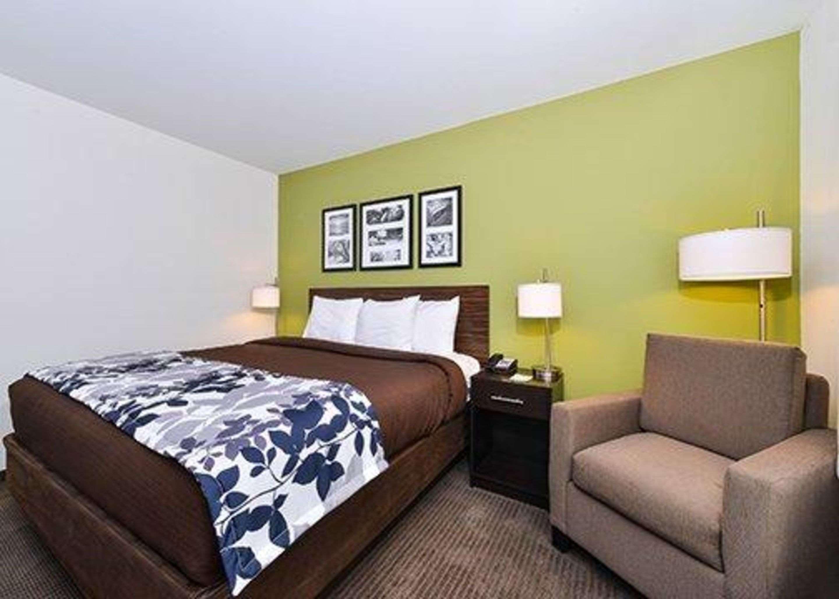 Sleep Inn & Suites Gulfport Bagian luar foto