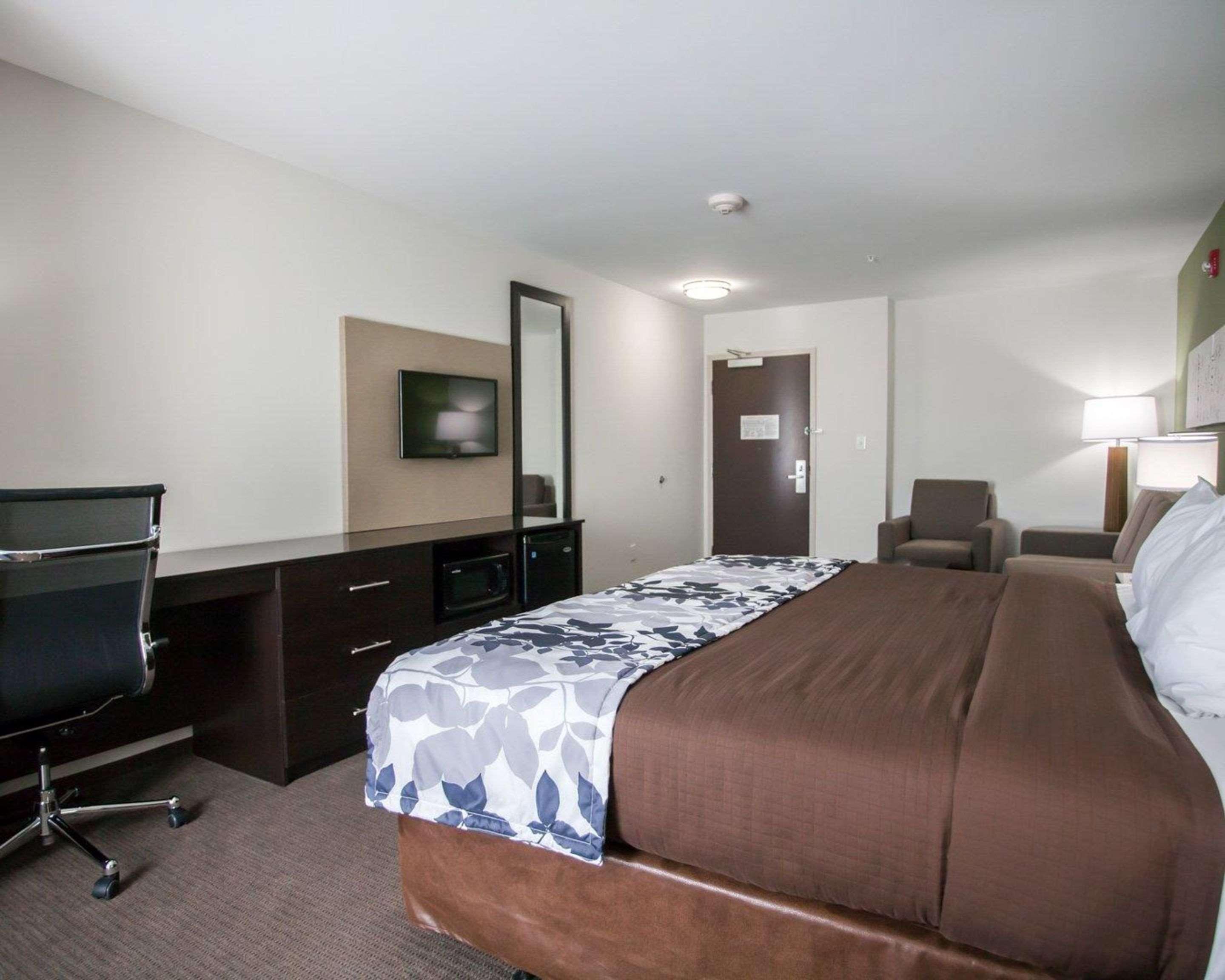 Sleep Inn & Suites Gulfport Bagian luar foto