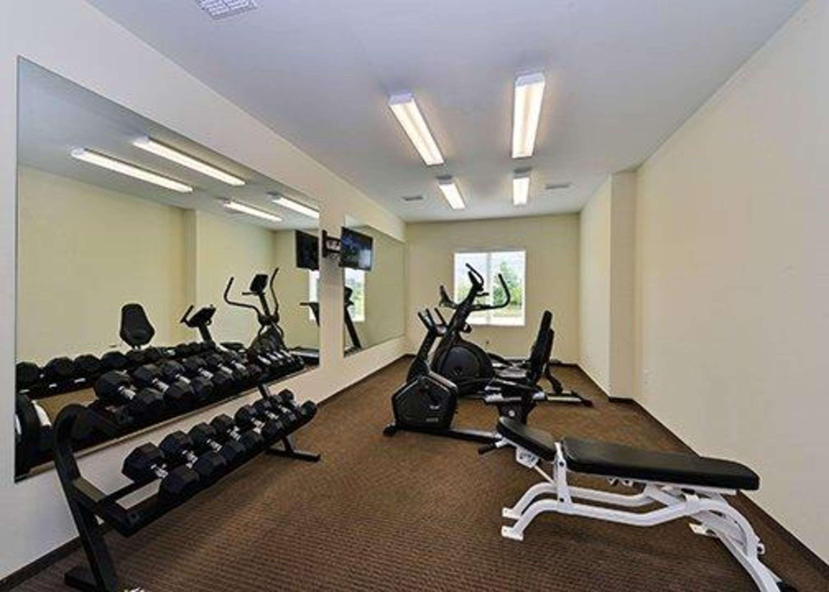 Sleep Inn & Suites Gulfport Bagian luar foto