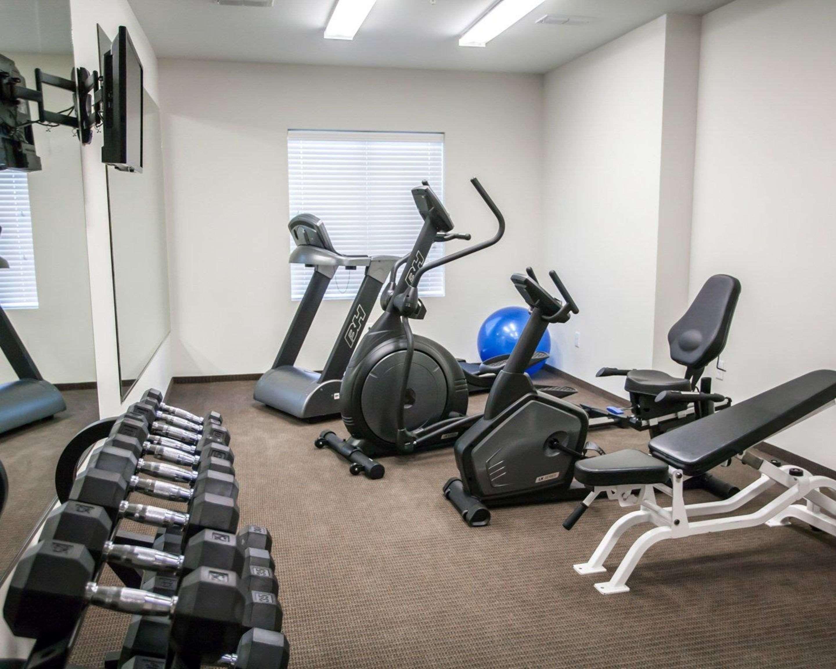 Sleep Inn & Suites Gulfport Bagian luar foto