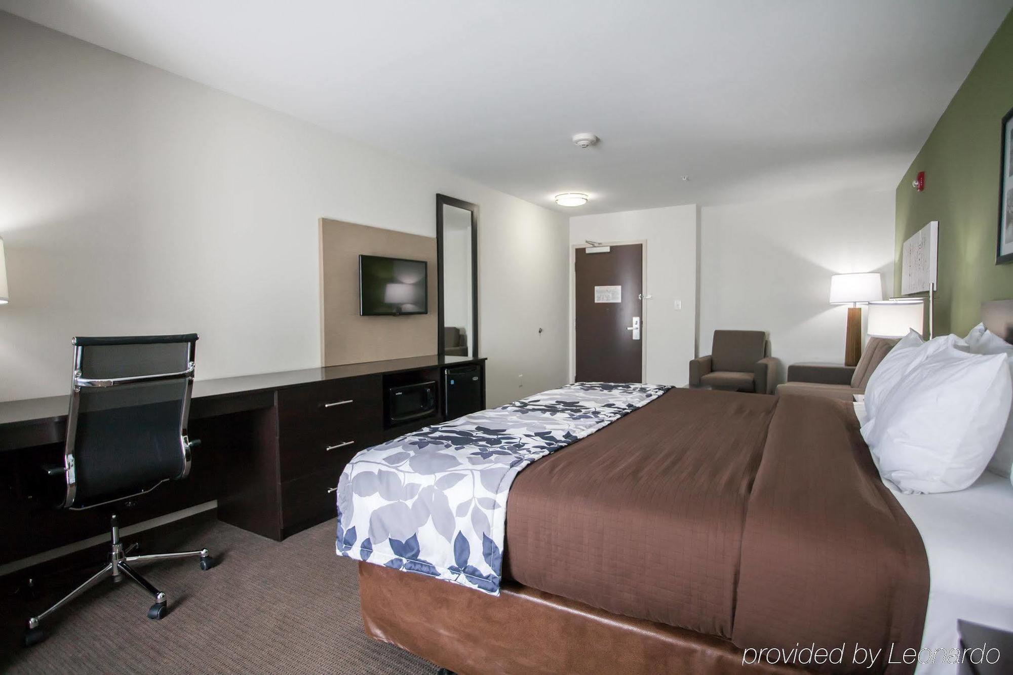 Sleep Inn & Suites Gulfport Bagian luar foto