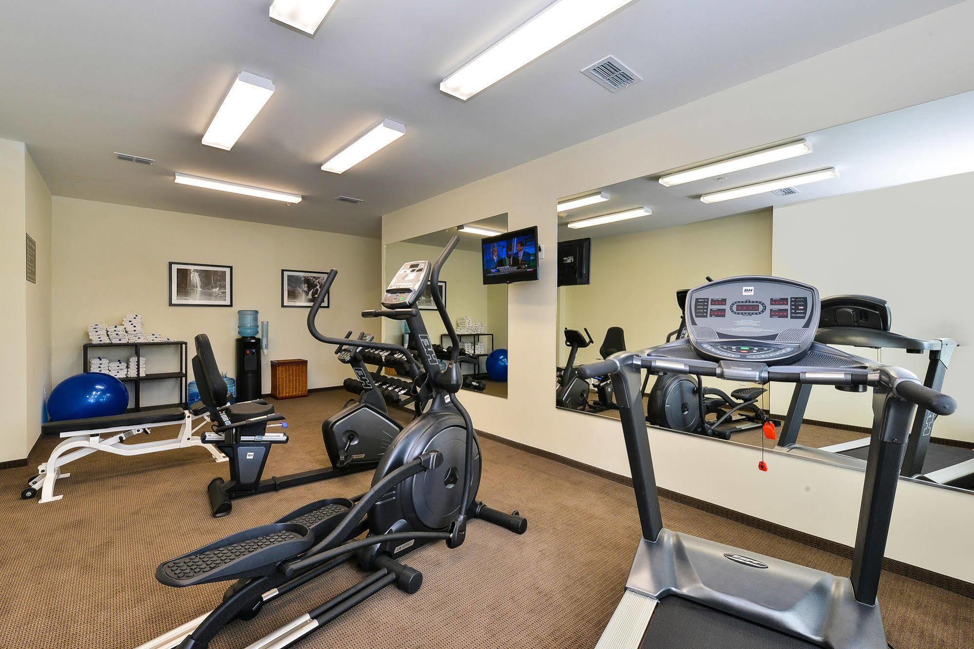 Sleep Inn & Suites Gulfport Bagian luar foto