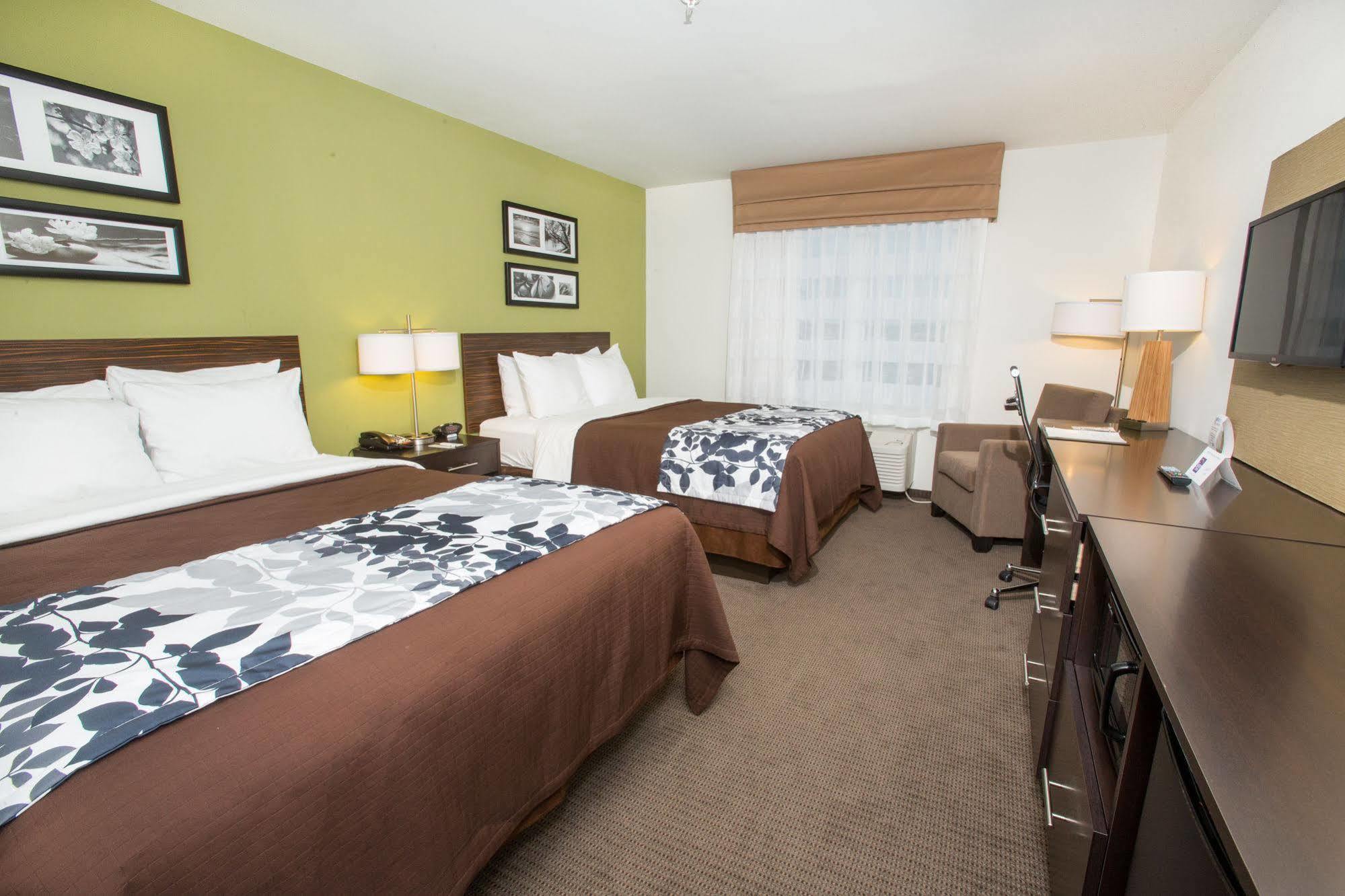 Sleep Inn & Suites Gulfport Bagian luar foto